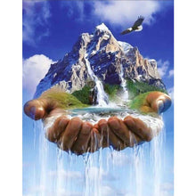 Ladda upp bild till gallerivisning, Diamond Painting Vattenfall Hand*