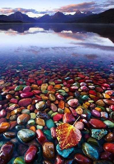 Diamond Painting Colorful Stones*