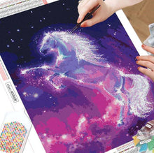 Ladda upp bild till gallerivisning, Diamond Painting Häst Stjärnor*
